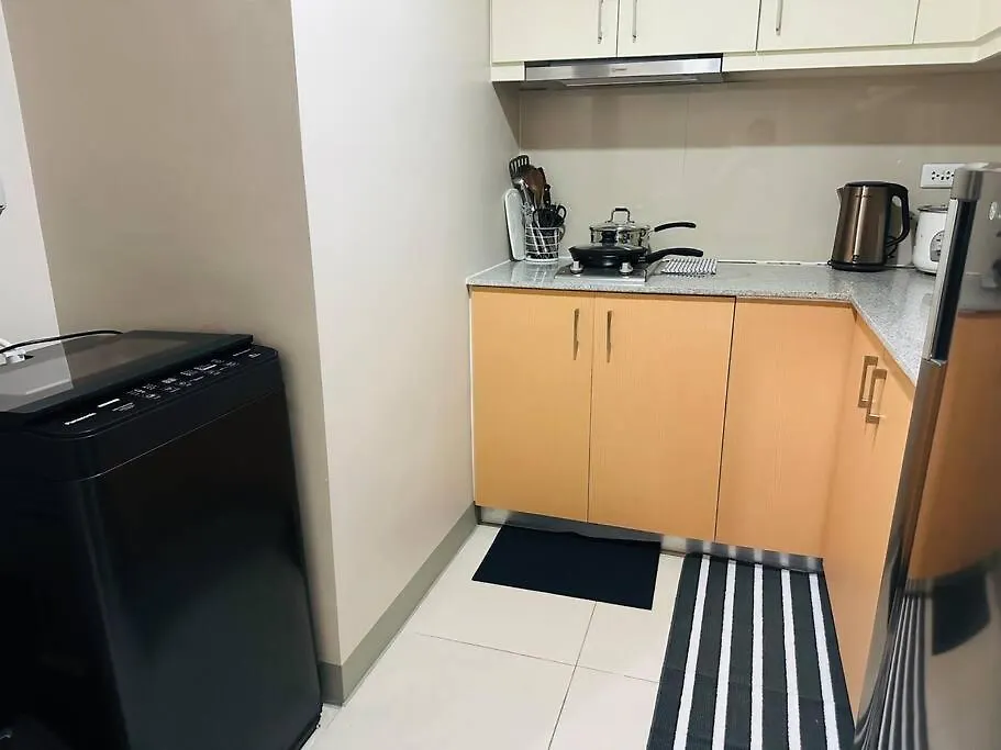 Uptown Bliss-Modern 1Br Condo With Balcony In Bgc Manila Apartment